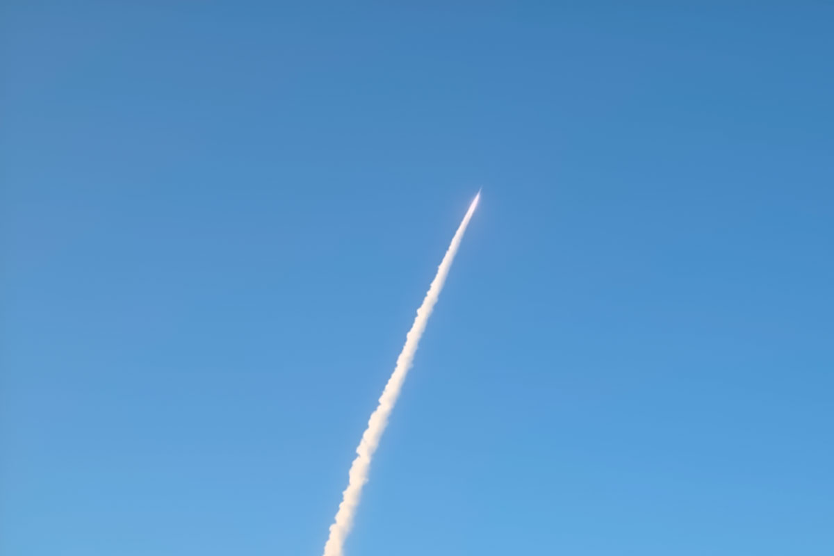 Artemis II готовится к выходу на лунную траекторию