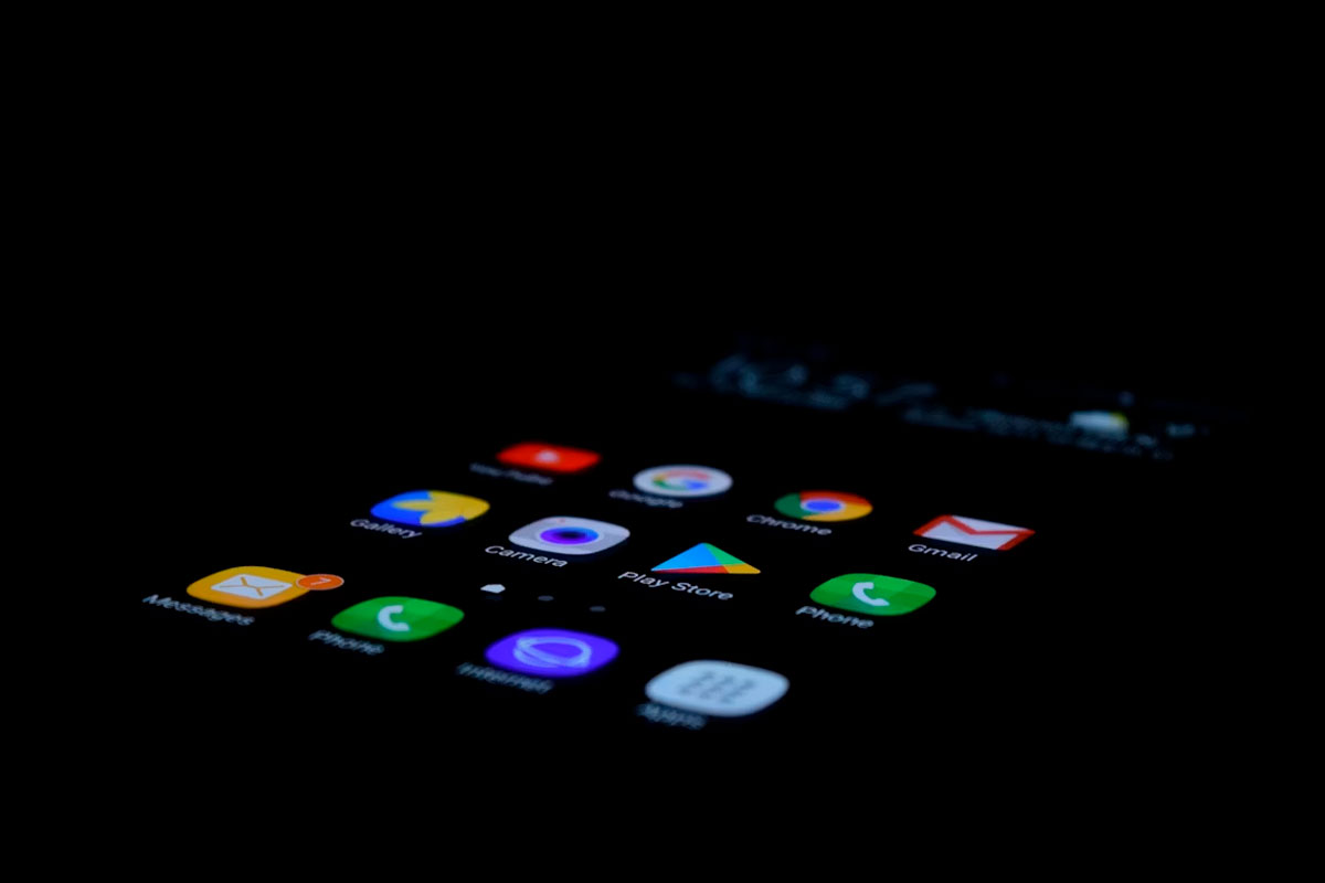 Google Play убрал приложения VK, Max и «Одноклассники»
