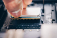 AMD заключает многомиллиардную сделку с OpenAI на чипы ИИ