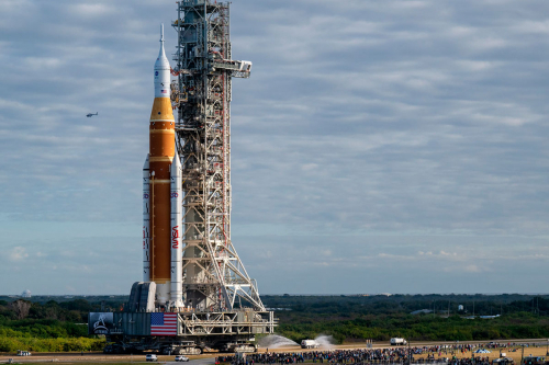 Старт Artemis II: подробности полета к Луне и время трансляции