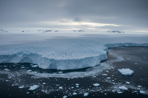 Трещины в леднике Туэйтса ускоряют таяние и подъем моря